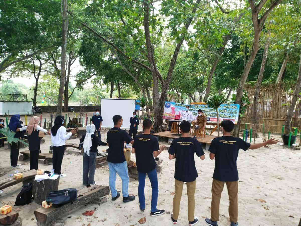 BNNK Lampung Selatan Beserta Mapasanda Mengadakan Penanaman Mangrove Dengan Tema Self Regulation Remaja